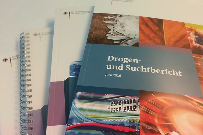 Broschüre bestellen oder als PDF abrufen