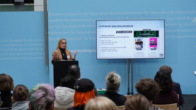 Referierende der Konferenz "Sucht- und Cannabisprävention in Schulen"