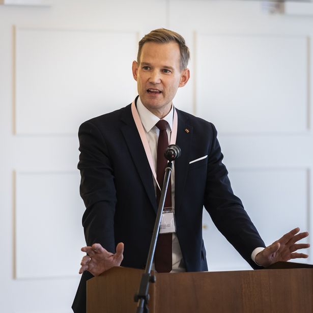 Der Sucht- und Drogenbeauftragte Hendrik Streeck auf dem Brandenburg Forum