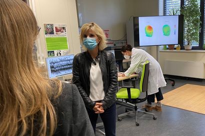 Bundes­drogen­be­auf­trag­te Daniela Ludwig trifft Mag­de­burger Neuro­wissen­schaftler