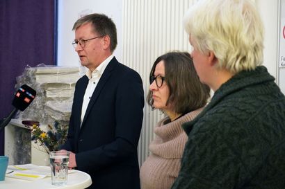 Burkhard Blienert, Sucht- und Drogenbeauftragter der Bundesregierung, Dr. Heike Zurhold, Forscherin am Zentrum für Interdisziplinäre Suchtforschung (ZIS) der Universität Hamburg und Astrid Leicht, Geschäftsführerin von Fixpunkt e.V. 